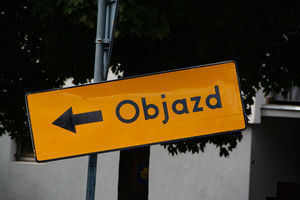 Zmiany w ruchu drogowym w Gietrzwałdzie. Kierowcy muszą mieć się na baczności 