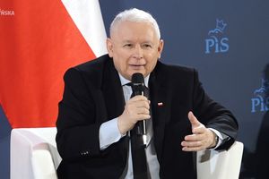 Prezes Prawa i Sprawiedliwości Jarosław Kaczyński świętuje 74. urodziny