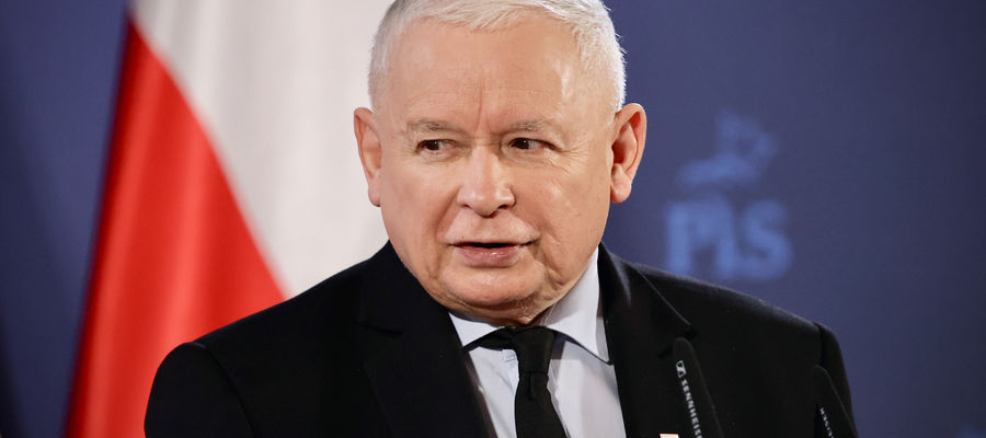 Prezes PiS Jarosław Kaczyński ze spotkania w Olsztynie pojechał na spotkanie w Ostródzie.