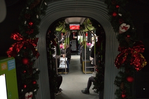 Świąteczny tramwaj znów w Olsztynie. MOK szykuje mnóstwo bożonarodzeniowej zabawy. Zagra Voo Voo i Mietek Szcześniak