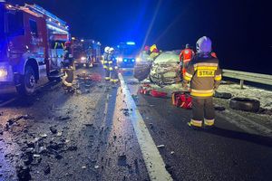 Wypadek na DK16 w okolicach Kromerowa. Ranne cztery osoby