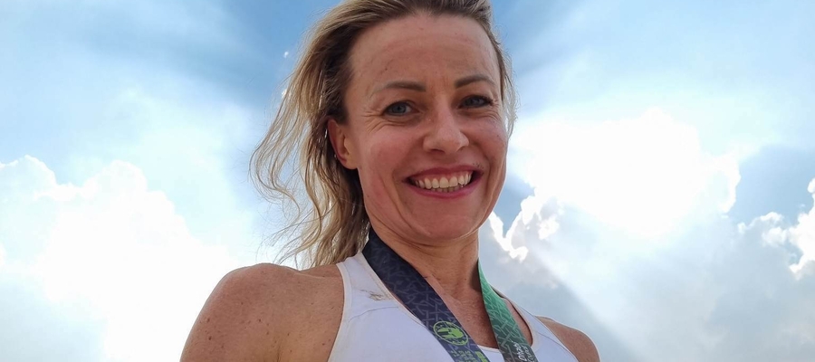 Agnieszka Maciejewska, pochodząca z Olsztyna mistrzyni świata w biegu z przeszkodami Spartan, opowiedziała nam o swoim starcie w Zjednoczonych Emiratach Arabskich