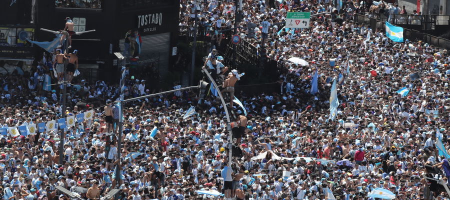 Argentyńscy kibice na ulicach Buenos Aires