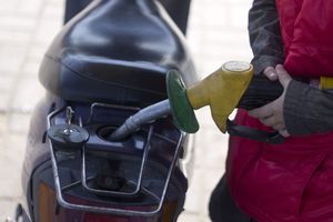 Ceny paliw bez większych zmian. LPG tańsze o 4 grosze