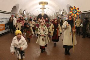 Wielu Ukraińców szykuje się do ostatnich świąt Bożego Narodzenia obchodzonych według kalendarza juliańskiego
