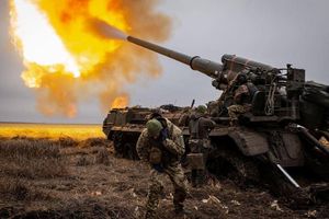 Instytut Studiów Wschodnich: opóźnienia w dostawach zachodniej broni ograniczyły zdolności Ukrainy do kolejnych operacji ofensywnych