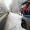 Warunki na drogach Olsztyna aktualnie nie należą do najlepszych. Policjanci apelują o ostrożność 