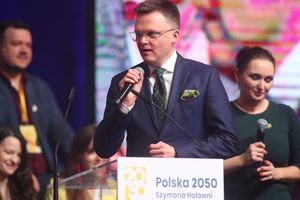 Szymon Hołownia: spór na opozycji zaszedł za daleko 
