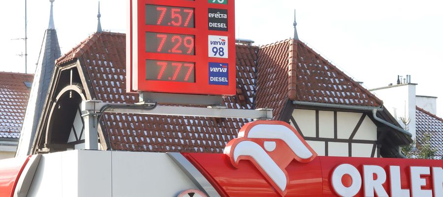 Ceny paliwa na stajach Orlenu nawet nie drgnęły
