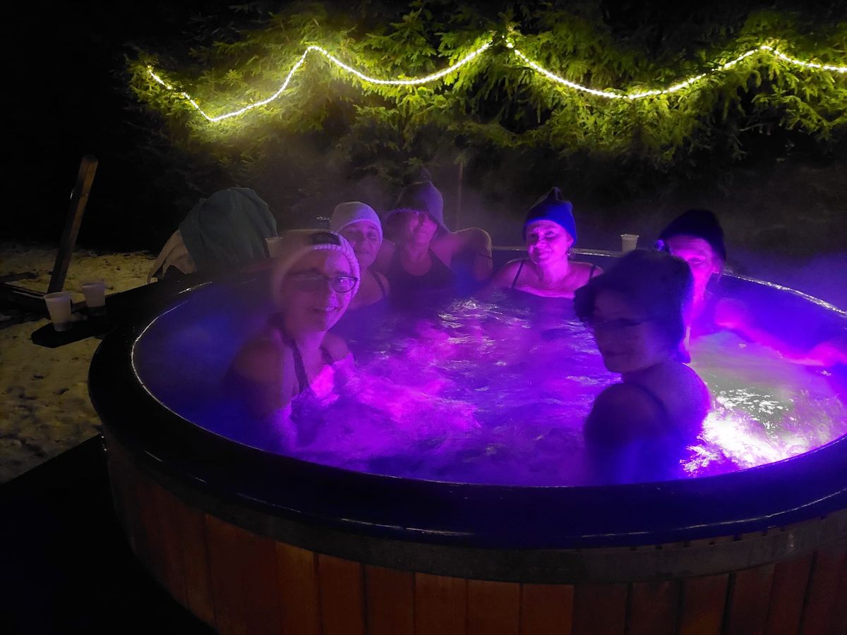 KGW Trygort relaksuje się podczas wieczorów w saunie i jakuzzi w Gui