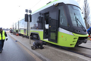 Awaria tureckiego tramwaju Durmazlar Panorama na ul. Płoskiego w Olsztynie
