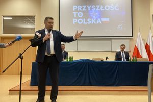 Minister Przemysław Czarnek w Elblągu: Trzeba skończyć z mówieniem dzieciom w szkole, że mają tylko prawa