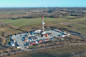 W gminie Lelkowo powstał zakład górniczy. Poszukiwania ropy naftowej i gazu ziemnego w Głębocku trwają