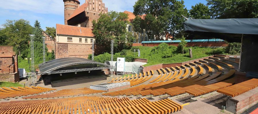 Zdaniem Tomasza Głażewskiego amfiteatr zasługuje na zadaszenie