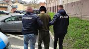 Elbląg: Kolejne zarzuty dla 28-latka, który okradł sklep przy ul. Kochanowskiego i  dostał ataku paniki. Podczas zatrzymania groził, że wysadzi kamienicę przy Fabrycznej
