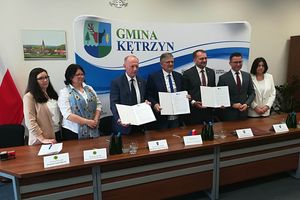 Umowa na budowę ścieżki rowerowej do Czernik podpisana