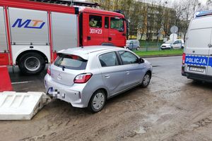 Potrącenie na skrzyżowaniu ulic Pstrowskiego z Dworcową w Olsztynie. 77-latek trafił do szpitala