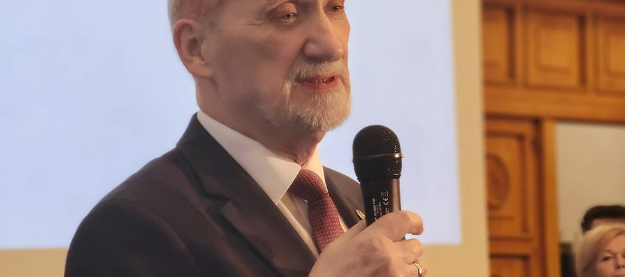 Wiceprezes pis Antoni Macierewicz mówił w Olsztynie o zagrożeniach dla bezpieczeństwa narodowego.