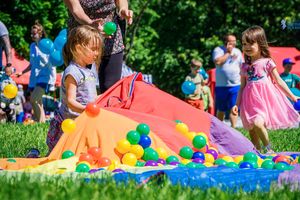 Wyjątkowy piknik, szczególny bieg i wyjątkowe Dzieci, którym pomożecie! 4.06 święto dobroczynności w CRS Ukiel w Olsztynie.