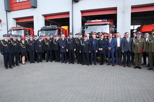 Wizyta ministra i awanse z okazji Dnia Strażaka
