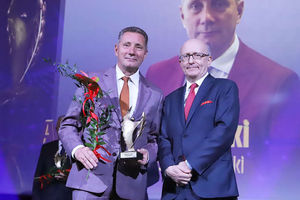 Nagroda specjalna ma Kongresie Przyszłości dla starosty Andrzeja Wiczkowskiego