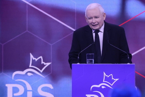 Jarosław Kaczyński zapowiedział 800 Plus, darmowe leki oraz bezpłatne autostrady
