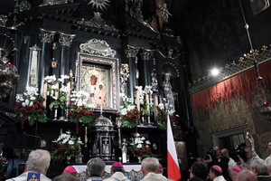  Kościół obchodzi uroczystość Najświętszej Maryi Panny Królowej Polski