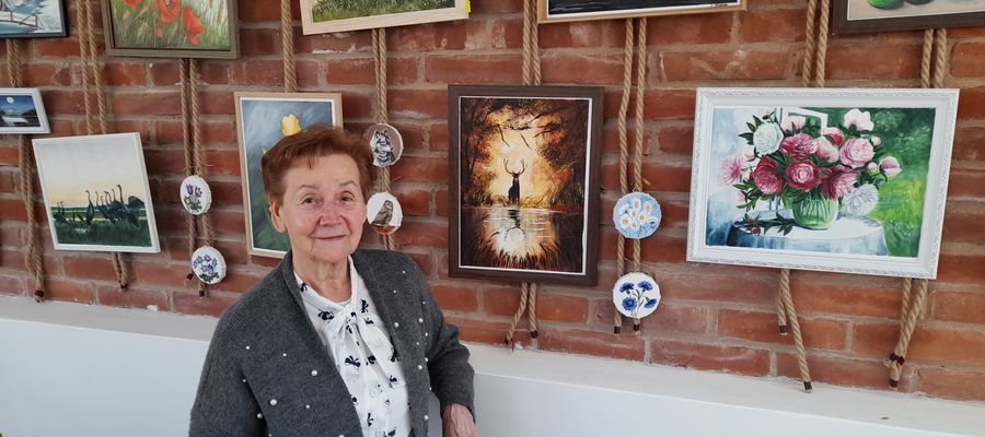Pani Jadwiga Glazer radość z malarstwa odnalazła na emeryturze
