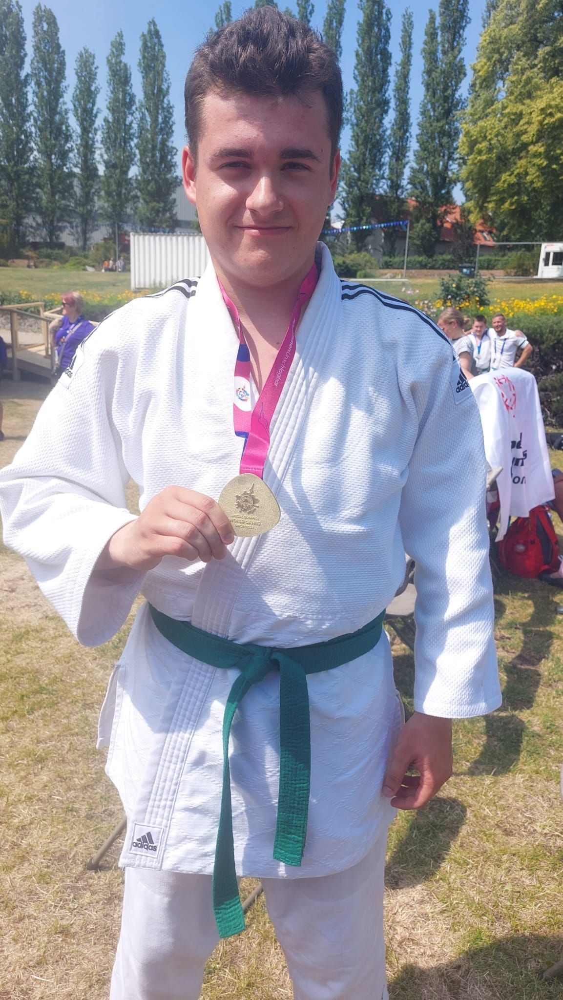 Doskonałą formą w Berlinie błysnął judoka IKS Atak Elbląg - Mariusz Kostka, który w wadze 81 kg wywalczył złoty medal