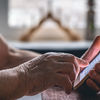 Kolejna seniorka straciła pieniądze. Uwierzyła, że jej wnuczka miała wypadek