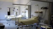 33-latek połamał nos pacjentowi z łóżka obok