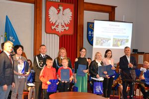 [ZDJĘCIA] Powiat Iławski świętował, gratulował i przyznał nagrody 