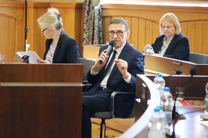 Prezydent Piotr Grzymowicz z wotum zaufania i absolutorium Rady Miasta Olsztyna