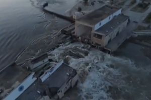 Po wysadzeniu tamy na Dnieprze ok. 10 miejscowości zalanych, 16 tys. ludzi w strefie ryzyka