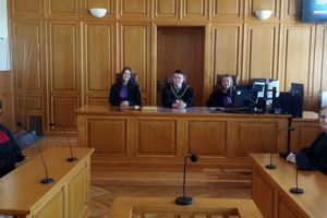 Niecodzienna lekcja z prawa i historii w Szkole Podstawowej w Tuszewie
