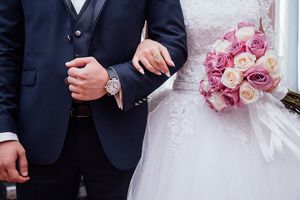 Prezenty ślubne — co chcą dostać młode pary w 2023 roku? [BADANIA]