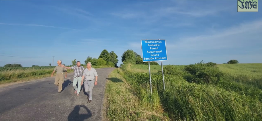 Panowie zajrzeli na dawną granicę polsko-niemiecką (a potem niemiecko-sowiecką), gdzie znajdował się posterunek graniczny; obecnie to granica województw