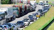 Trzy samochody zderzyły się na A1. Korek w kierunku Gdańska