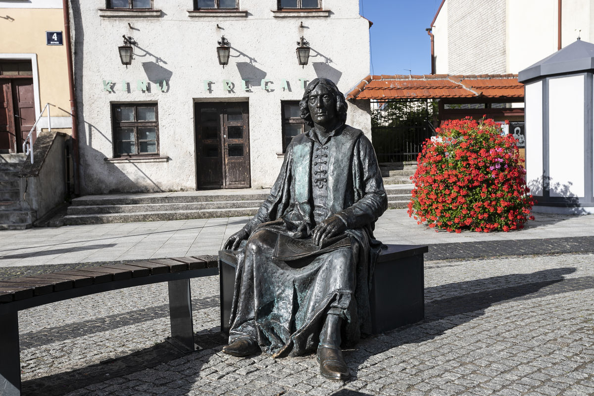 Pomnik Mikołaja Kopernika we Fromborku