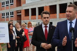 Blisko 38 mln zł na budowę szkoły i przedszkola w Ostrowi Mazowieckiej