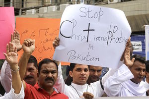 Atak muzułmanów na domy i kościoły chrześcijan w Pakistanie. Policyjną ochroną objęto 3200 kościołów w całym Pendżabie