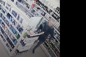 Policjanci z Olsztyna poszukują kolejnego złodzieja perfum 