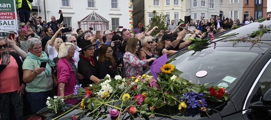 Pogrzeb Sinead O'Connor,promenada w Bray Irlandia