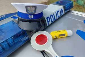 Wjechał do rowu. Miał ponad 2 promile.
