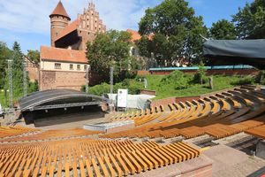 Dobra wiadomość dla fanów kultury w Olsztynie. MOK szuka dostawcy zadaszenia Amfiteatru im. Czesława Niemena