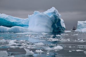 Chory naukowiec na odległej stacji badawczej w Antarktyce uratowany