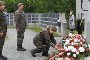 Przy pomniku w Nawrze uczczono 84.rocznicę wybuchu tragicznej wojny