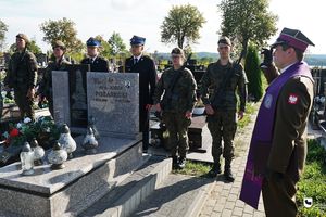 Na mrągowskim cmentarzu spoczywają żołnierze z Westerplatte