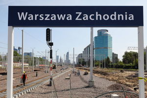 Przy Dworcu Zachodnim w Warszawie palił się człowiek