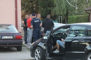 Policjant z Olsztyna sprawcą kolizji w Iławie. Kompletnie pijany wjechał w mercedesa 